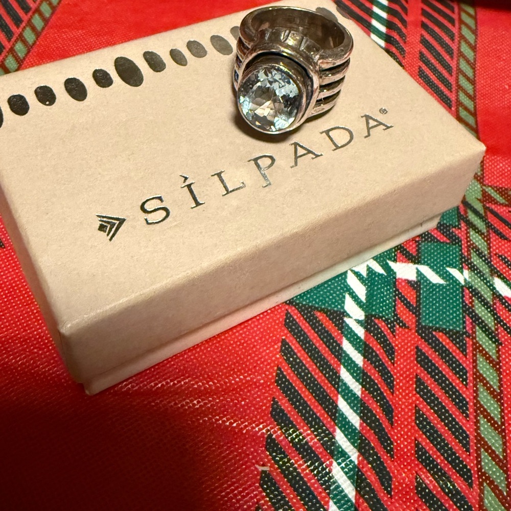 Silpada Silver Band with Clear Gemstone-size6
